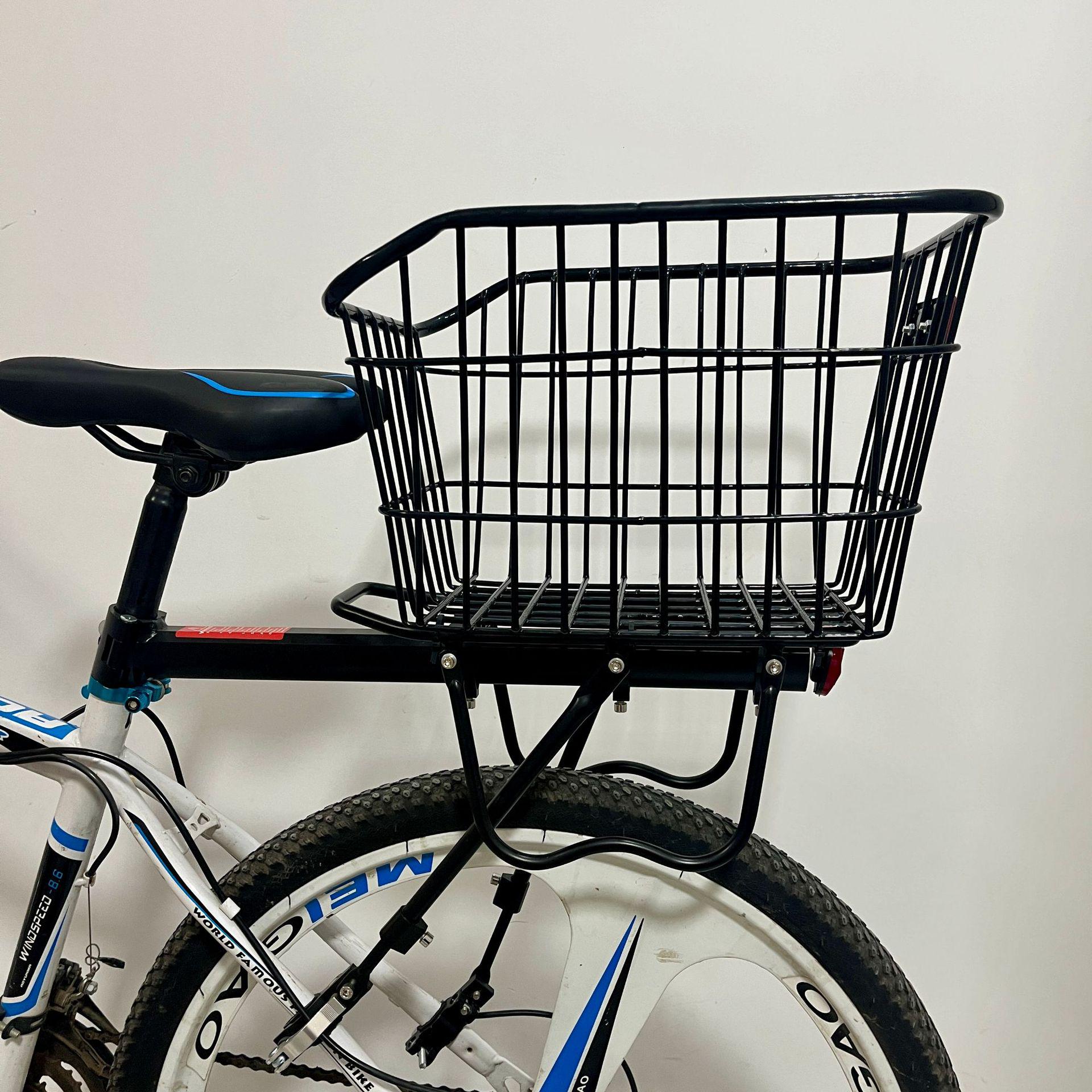 

Универсальный задний багажник для горных велосипедов и детских сидений