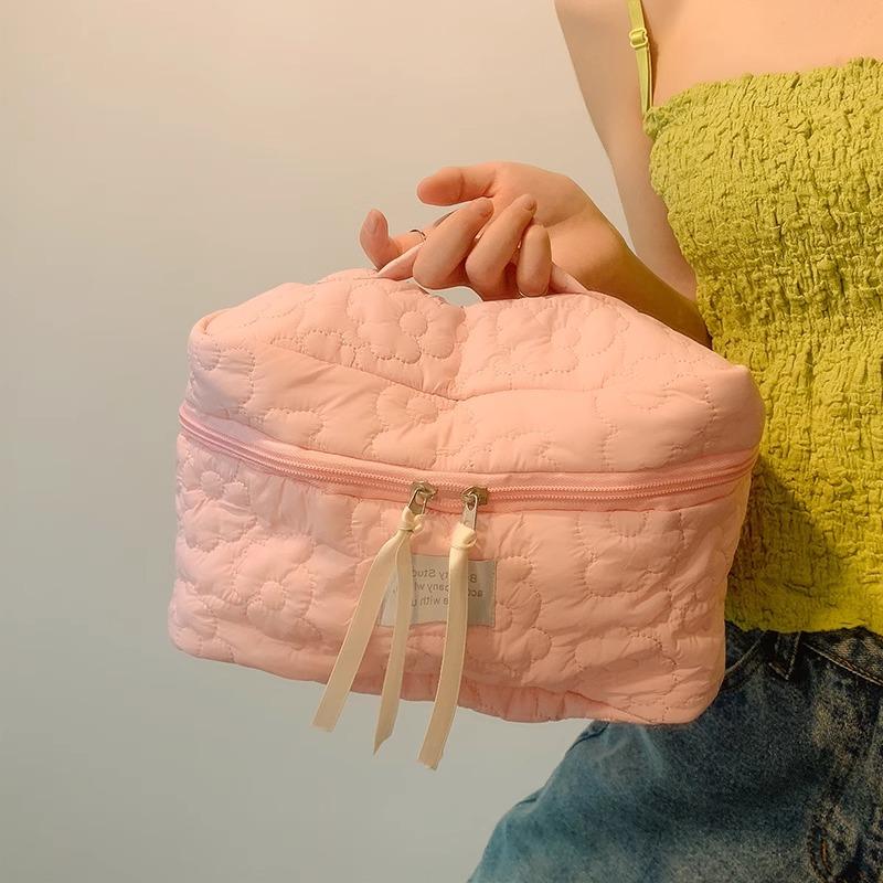 Soft Flower Pattern Women Makeup Bag Toiletries Cosmetic Organizer Zipper Bag Travel Wash Pouch Cosmetic Bag Female Make Up Bags