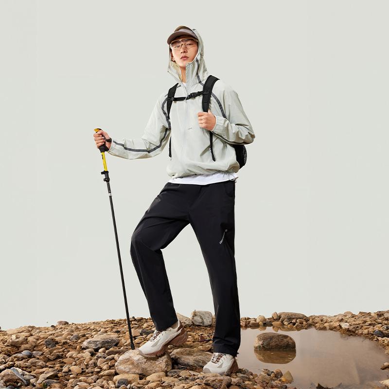 Li Ning CF Su Series See Dragon In The Wild Solid Color Reflective Letter Straight Leg Knitted Sports Pants Men Pants Black AYKU623-1