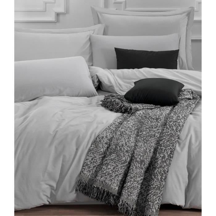 Parure de lit - 1 housse de couette 220 x 240 cm + 2 taies d'oreiller 60 x 60 cm - 65% coton, 35% polyester - Gris