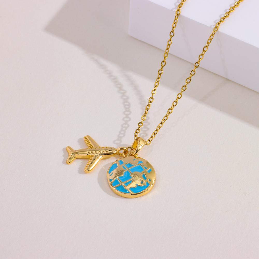 

New Fly Global Pendant Necklaces For Women Light Luxury 18K Gold Plated Stainless Steel Neck Chain Jewelry Female Party Gift