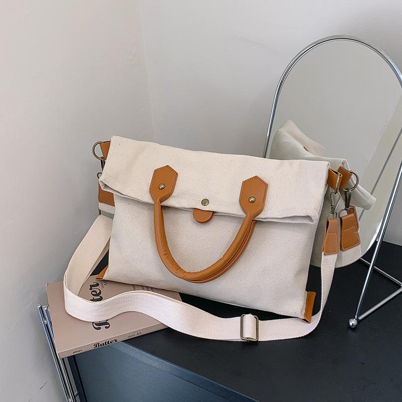 Leisure Commuting Large-capacity Canvas Bag Niche Design Messenger Bag New Versatile Portable Tote Bag