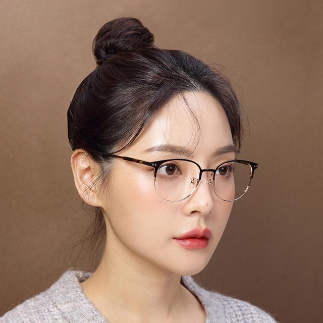 Eonadeoluteu Titanium Eyeglass Frames Colby Two-Tone Metal Frames