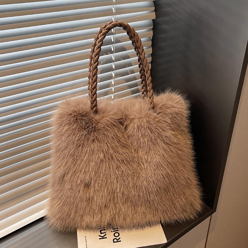 Fashion Women Furry Shoulder Bag Large Capacity Tote Handle Bag Autumn Winter Outing Commuter Handbag Plush Tote Bag Underarm Ba