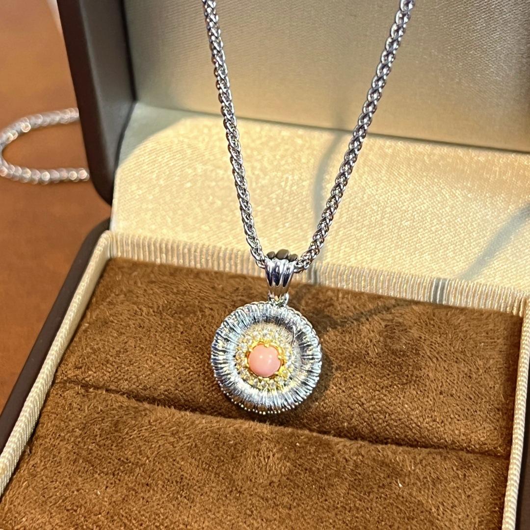 

Бучи Ветер Порошок Опал Ромашка Ожерелье Женское Легкая Роскошь Премиальное Ощущение Круглый Цветок Кулон Универсальная Ключичная Цепь