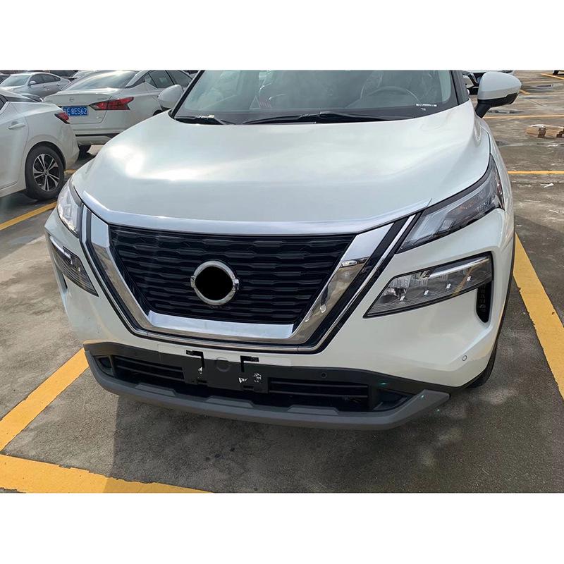 Fits Nissan X-Trail/Rogue 21-22 Fog Lights, Bumpers & Door Sill Strips.