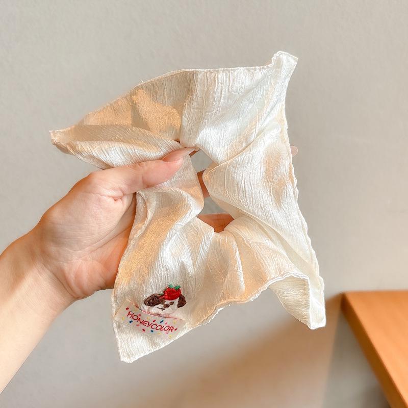 Korean Style Spring/Summer Floral Intestine Hair Scrunchie for Women – Elegant Ponytail Tie and Mori Girl Accessory.