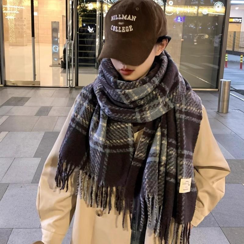 Korean version of imitation cashmere plaid scarf women's autumn and winter thickened warm scarf student versatile scarf live broadcast explosion