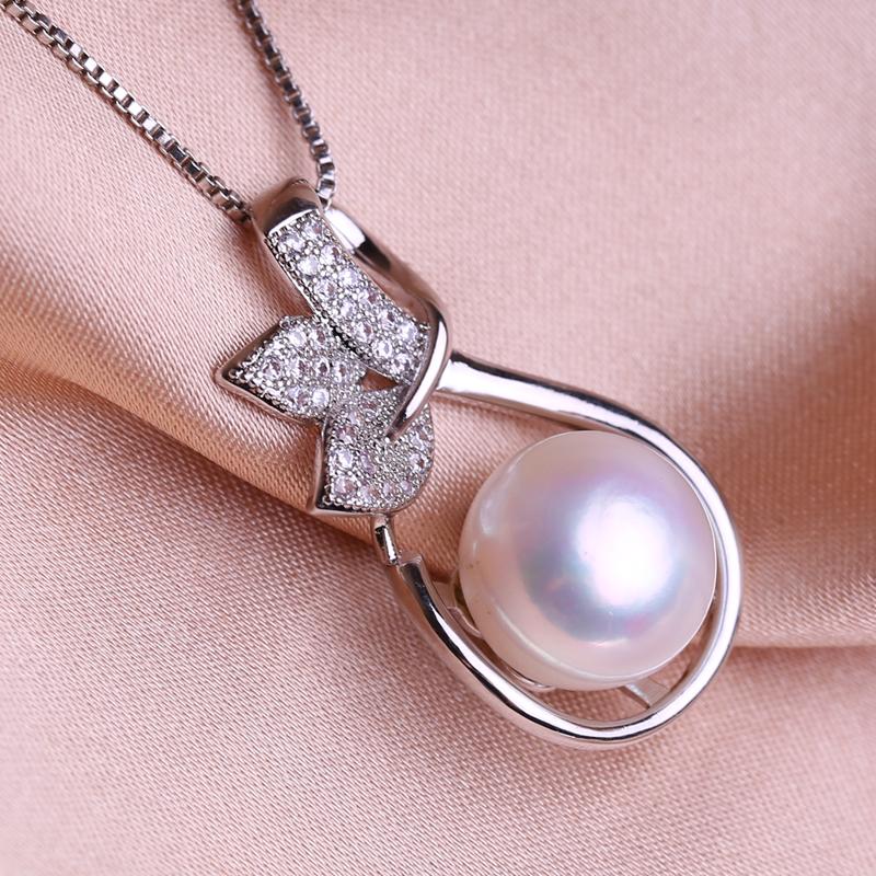 seniko 10-11mm Freshwater Pearl Necklace CZ Cubic Zirconia Fashion Leaves Leaf Necklaces For Women