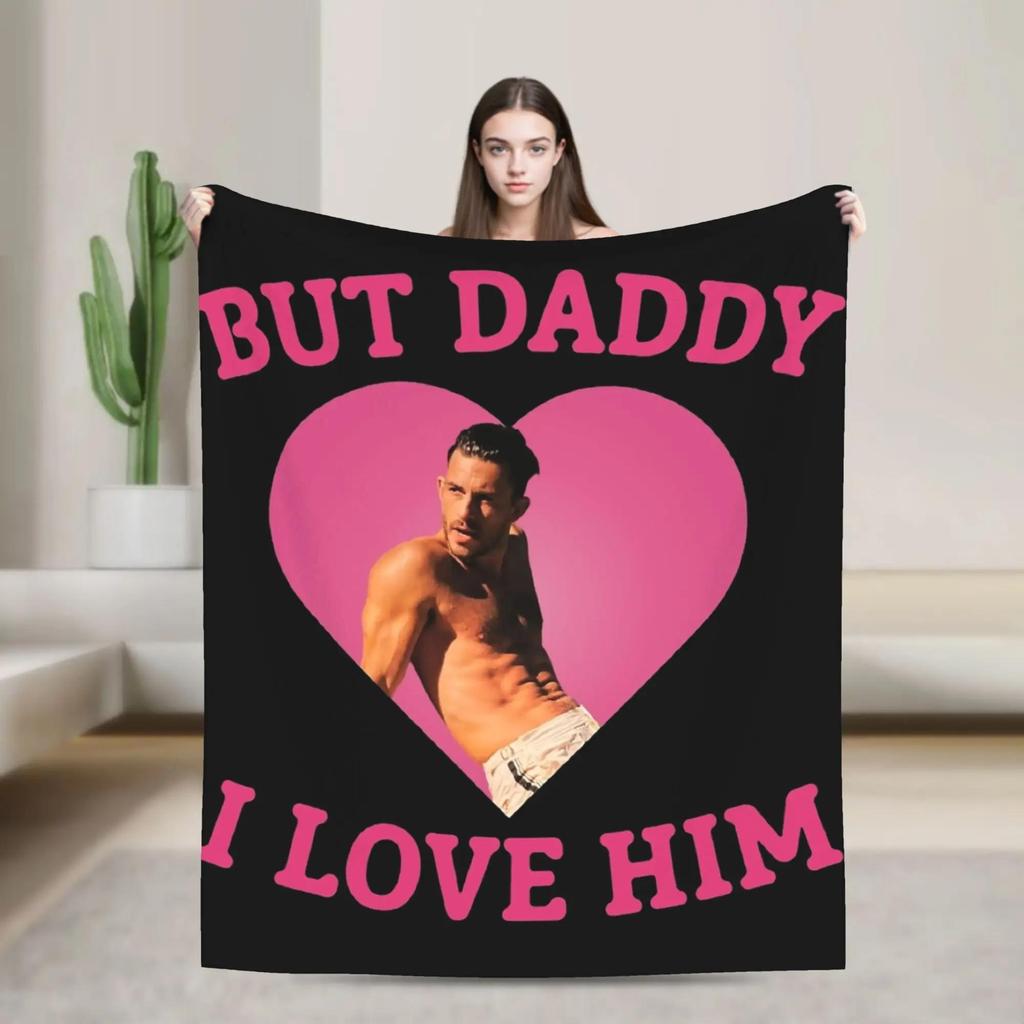 Jonathan Bailey Shirtless Soft Quality Throw Blanket for Winter Couch Chair Bed Fashionable Blanket for Students and Home Use