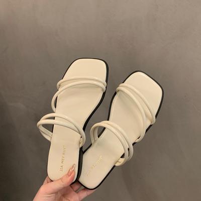 Flat Bottom Simple Temperament One-word Slippers Fairy Shoes Wear 2025 Summer French Sandals Beach Sandals