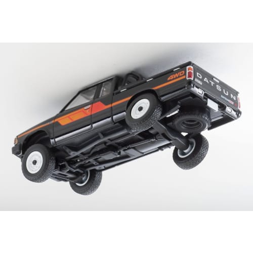 Tomytec Tomica Limited Vintage Neo LV-N320a Datsun 4WD King Cab AD Black Truck (Assembled)