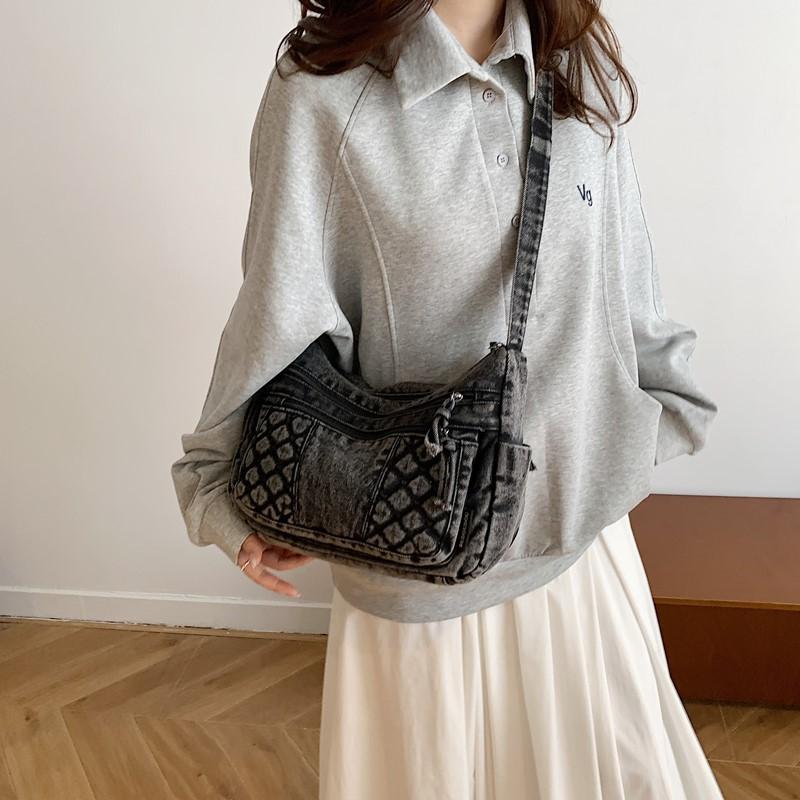 Denim Crossbody Bag for Women with Multi - Pockets & Quilted Detail, Lightweight & Stylish Shoulder Purse