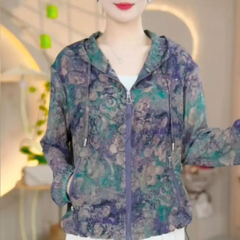 

2026 Spring Sun Protection Jacket for Middle-aged & Elderly Women - Stylish & Versatile Casual Cardigan Top L