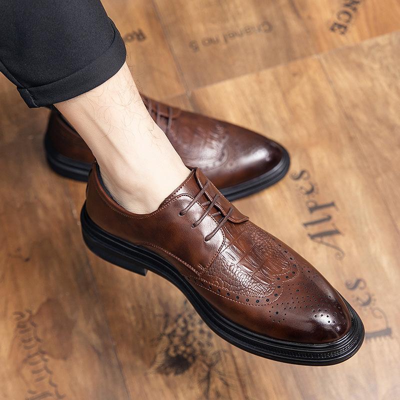 Brock Leder Schuhe eingraviert Britischer Stil Business Freizeit Friseur Hochzeits Bräutigam Schuhe Braun