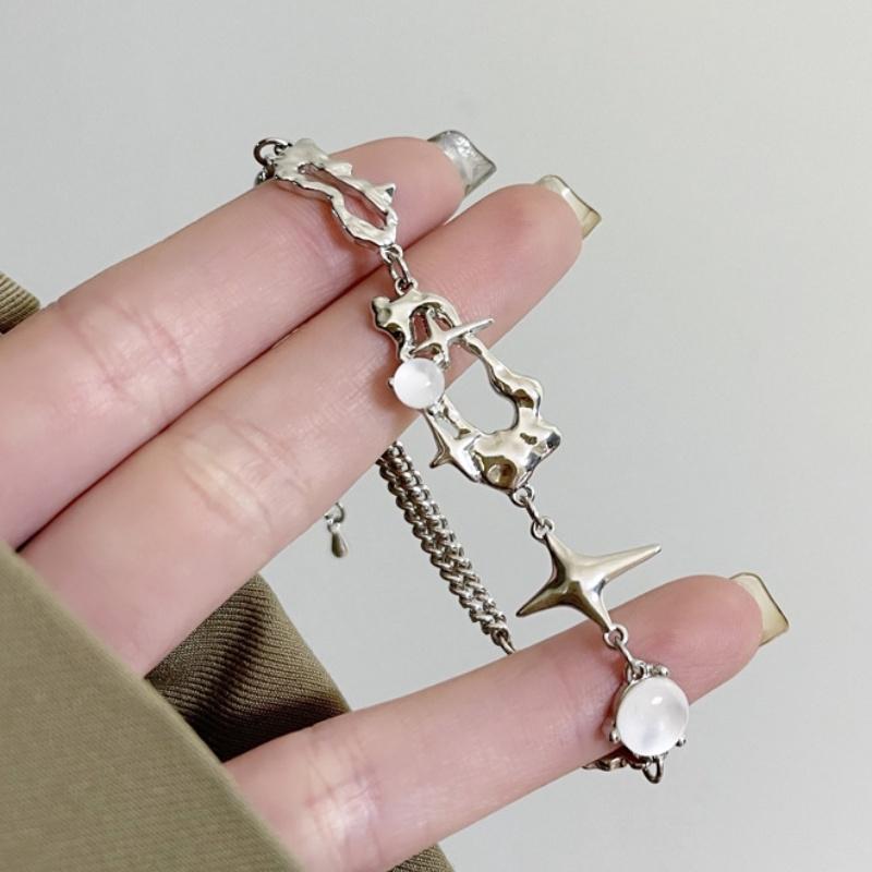 Irregular Hollow Four Pointed Star Design Bracelet for Women Silver Trendy Imitation Pearls Chain Bracelets Jewelry