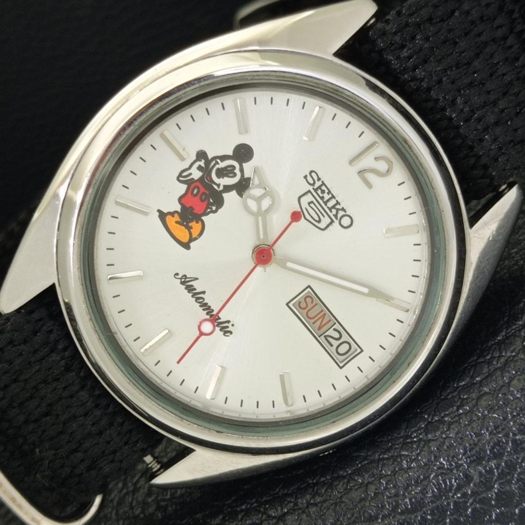 SEIKO 5 AUTOMATIC VINTAGE JAPAN 7009A MENS SILVER COLOR DIAL WATCH a700555-5 R203-a700555