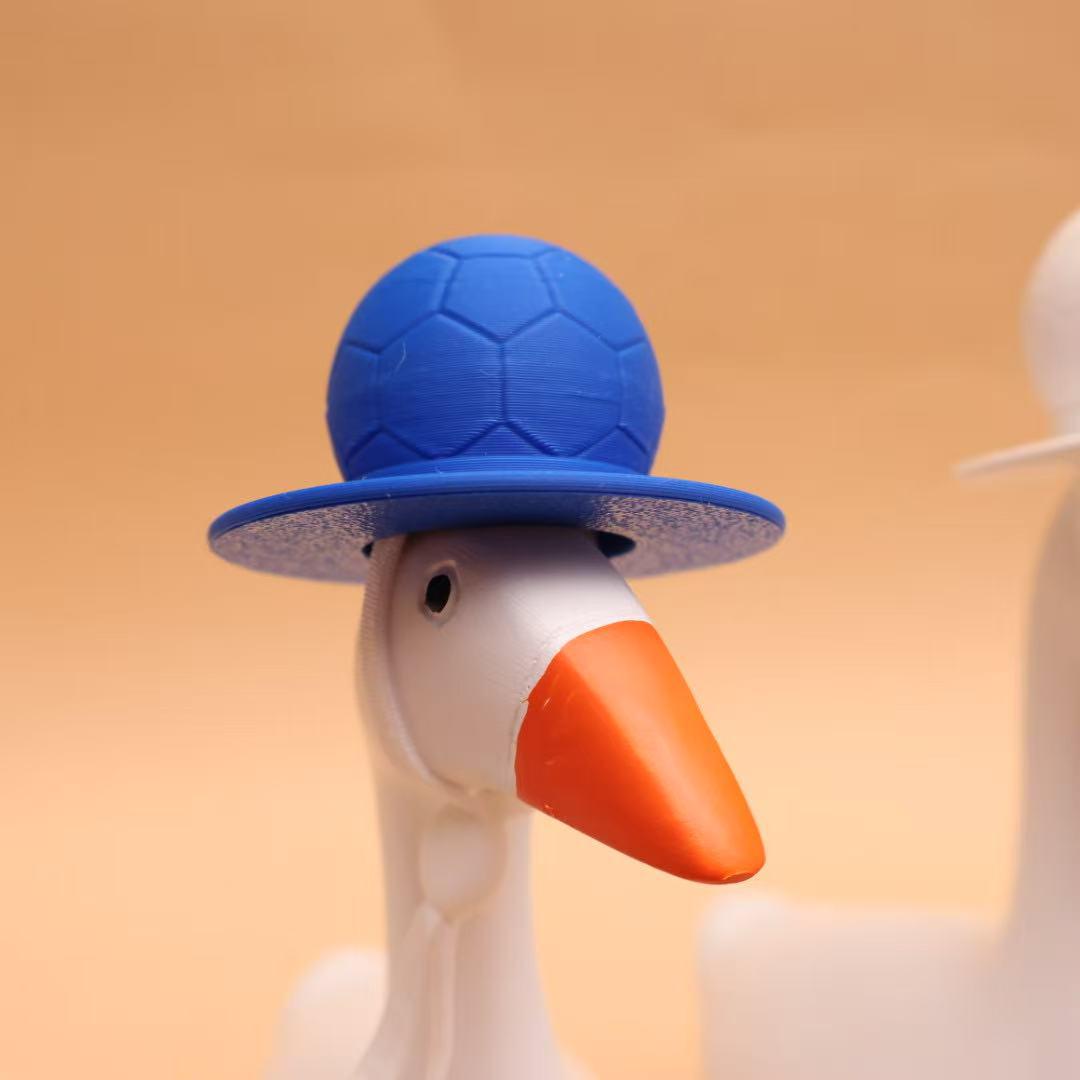 7 Desktop Goose Hamster Hard Plastic World Cup Football Cap, Customizable, Hot Seller