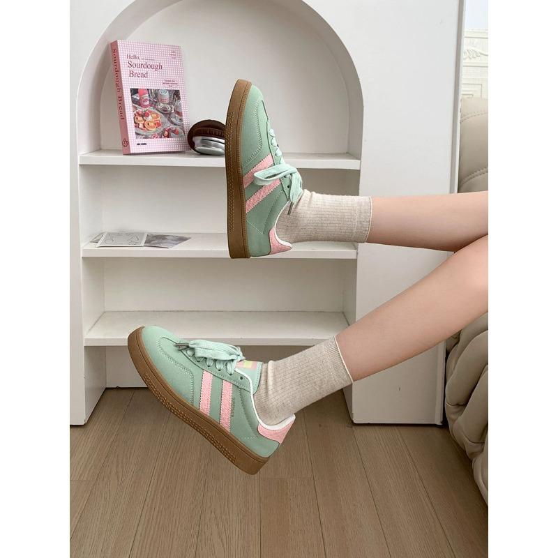Damen Retro Low-Top Sneaker Color Block Schnürung Lässige Trainer Atmungsaktive Flache Schuhe für den täglichen Gebrauch
