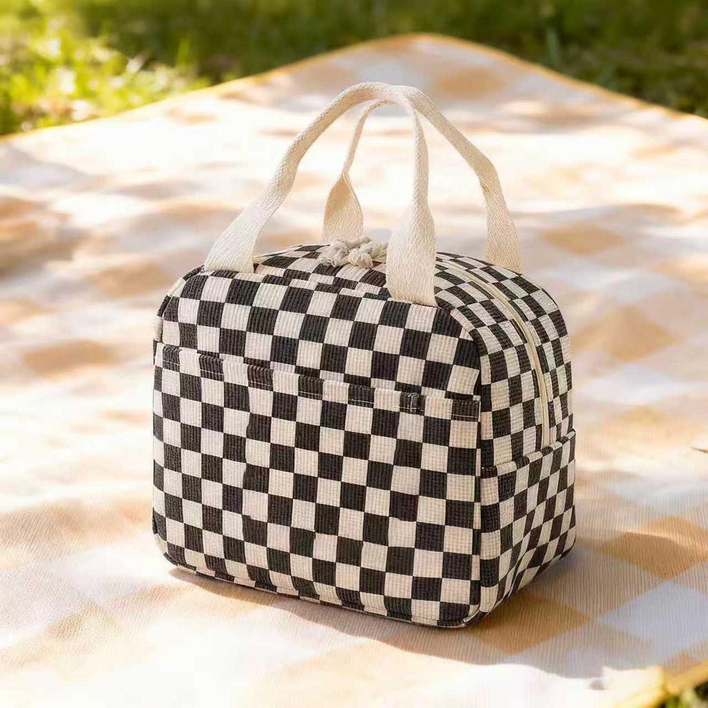 Lunch bag, bring food to work, portable, portable, insulated bento bag, corduroy strawberry meal bag, ice pack xtz