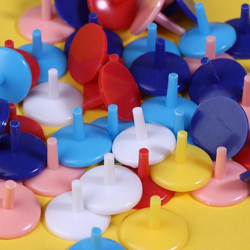 50 Pcs/Pack Golf Ball Mark Portable Round Shaped Plastic Flat Golf Ball Position Markers Random Color Golf Accessories