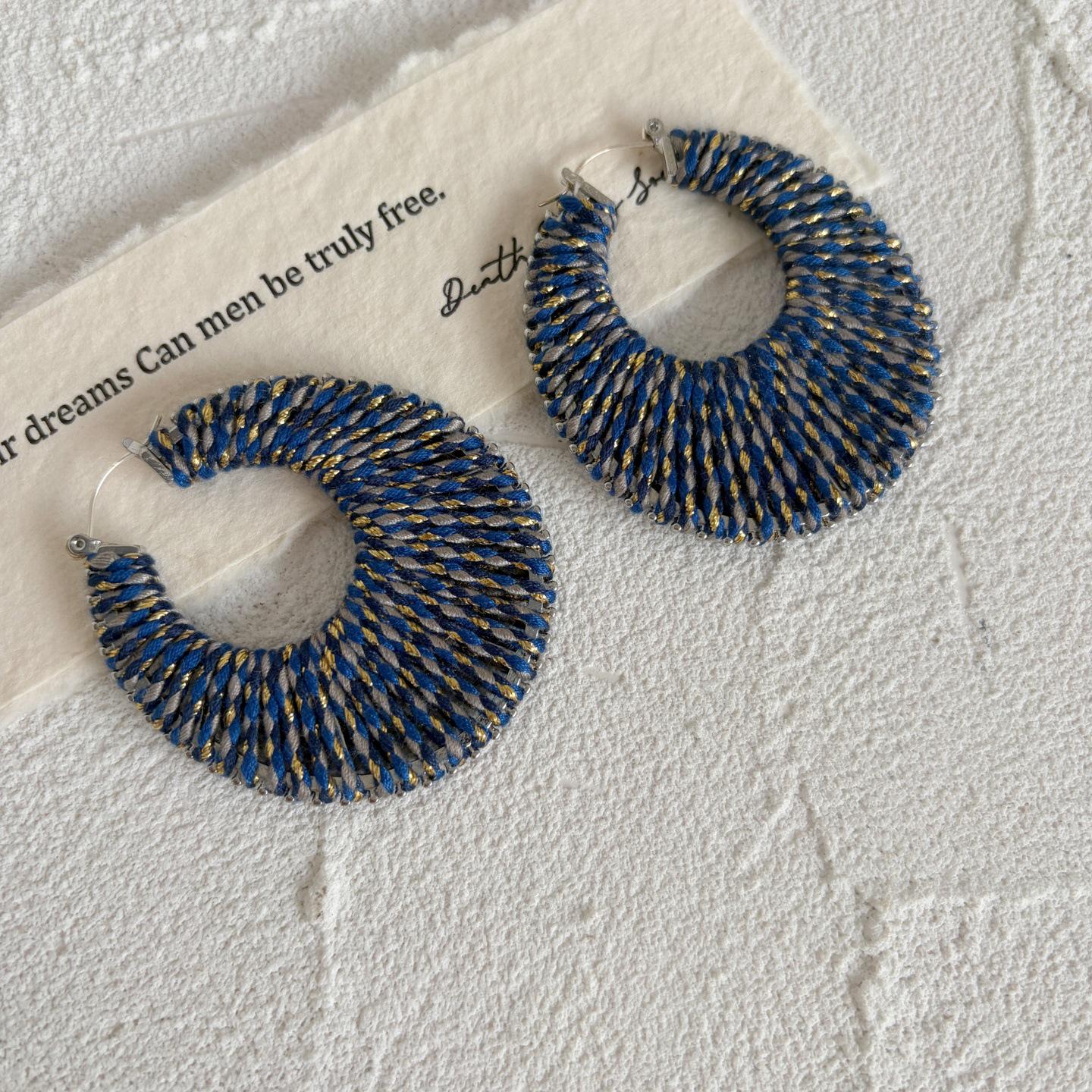 Нишевый дизайн Осень/Зима Преувеличенные серьги-пусеты - Игла из серебра 925 пробы Плетеные