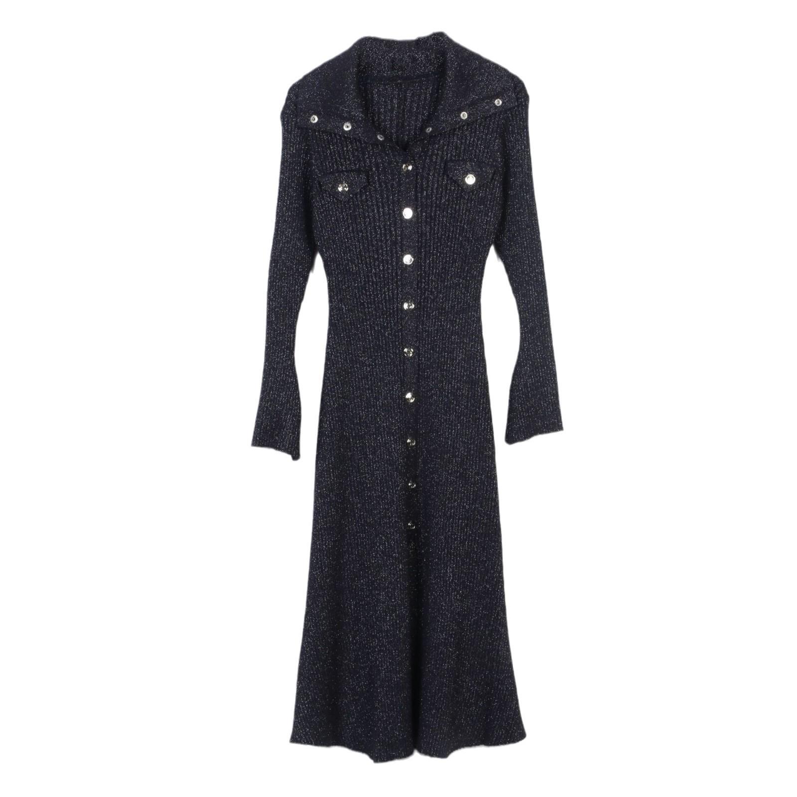 

Женское приталенное трикотажное платье в французском стиле на осень/зиму - легкая роскошь, однобортное, с длинным рукавом, с лацканами. Large