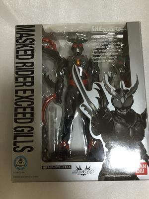 TAMASHII NATIONS Kamen Rider Exceed Gills SHFiguarts
