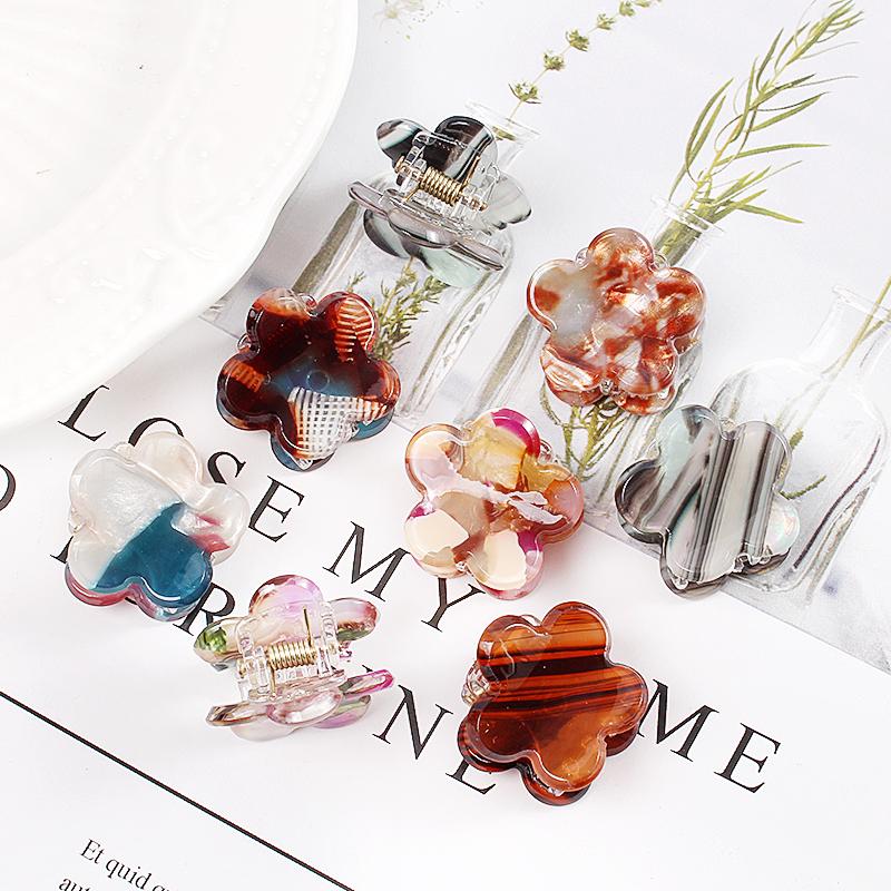 

2/5pcs 2023 Acrylic Exquisite Korean Fashion Multicolor Crab Claw Flower Women s Hair Clips Girls Hairpin Hair Accessories