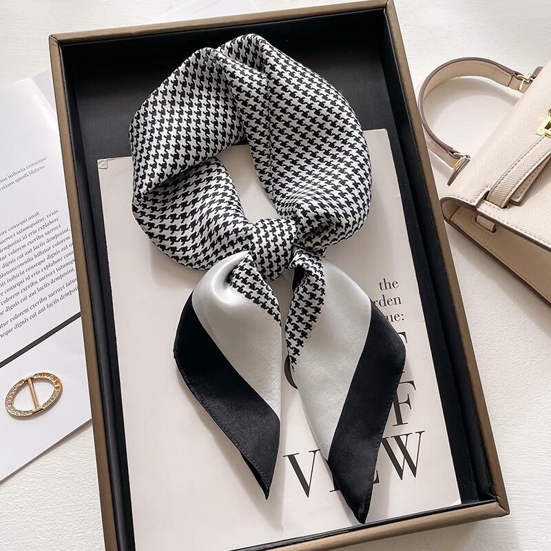 

Hangsilu Women s Mulberry Silk Scarf