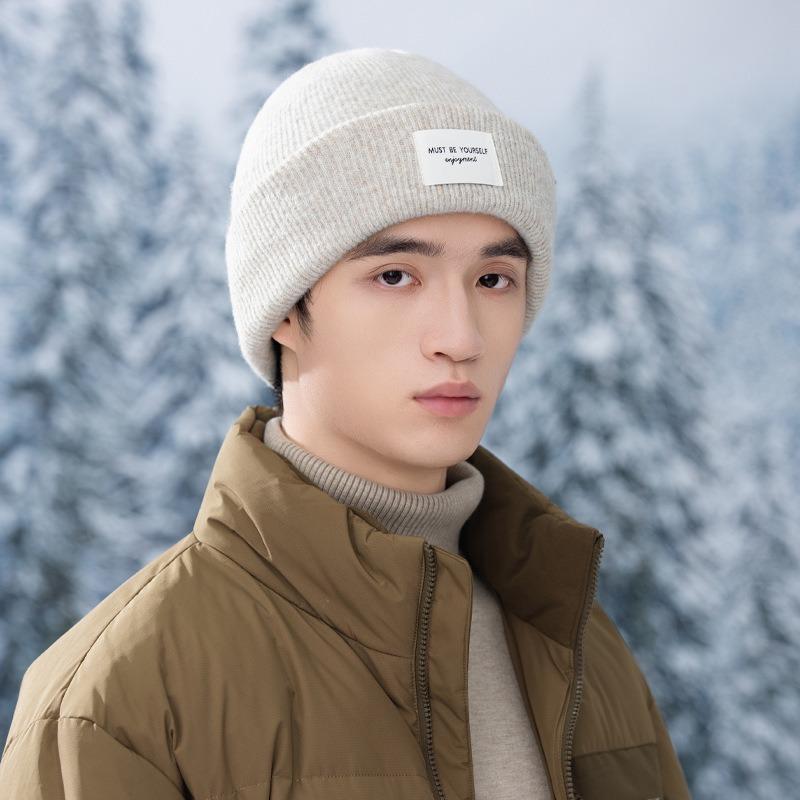 Autumn and winter hats Women's wool hats Big head circumference shows small face Baotou hat Fleece ear protectors Warm knitted hat