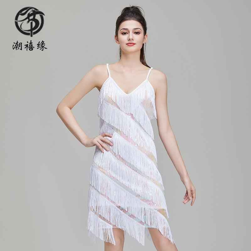 

Вечернее платье с бахромой и пайетками для латиноамериканских танцев, платье для вечеринки с V-образным вырезом, концертное платье, платье для сценических выступлений, платье для соревнований One size белый