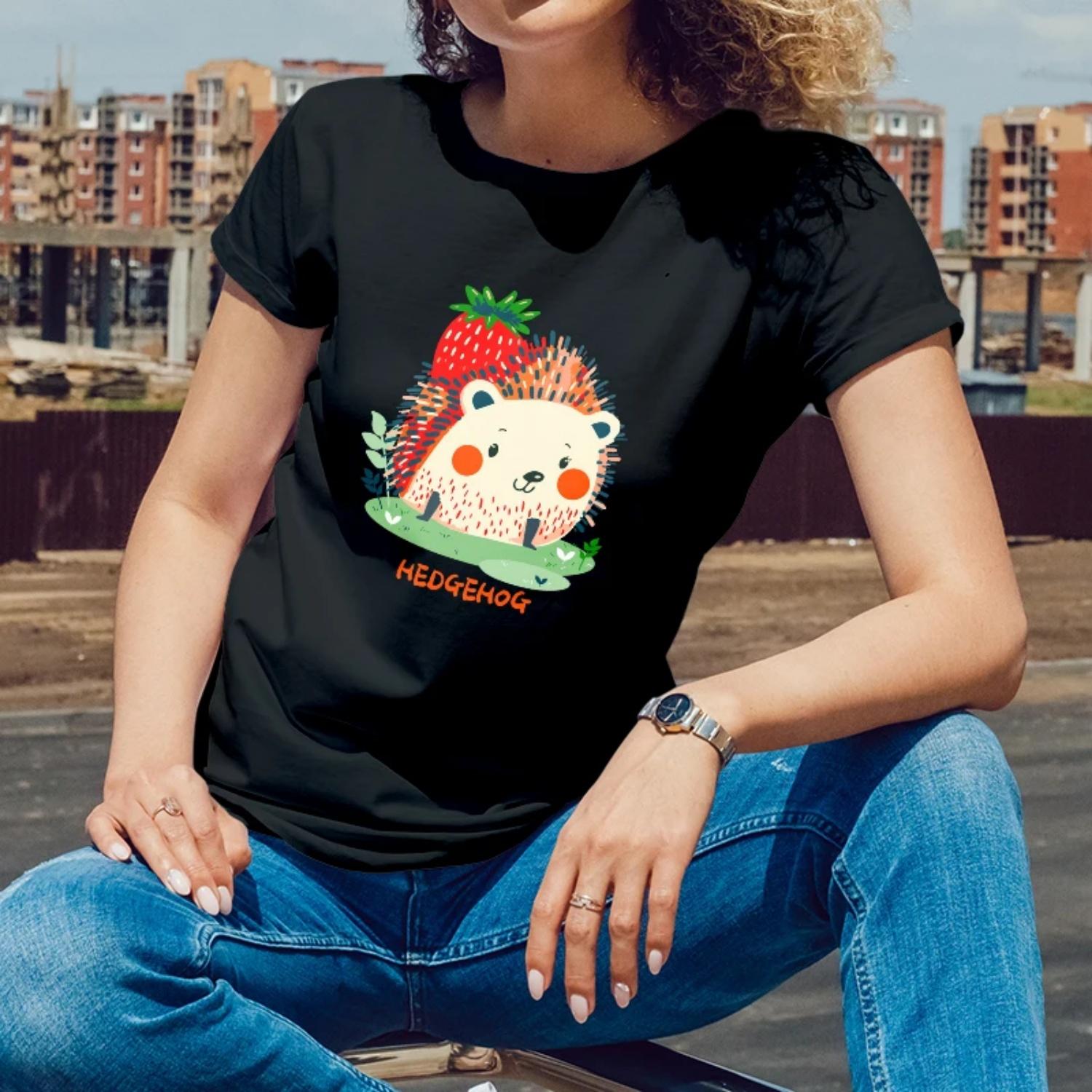 

Strawberry hedgehog themed Print for Summer Outdoor Activities Short Sleeve T Shirt for Women with a Cute Style XXXXXL чорний