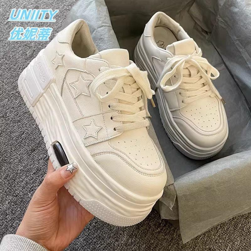 Thick-soled White Shoes Children Thin Small Internet Celebrities with the Same Height-increasing Star Board Shoes Short Welfare Women's Shoes Women