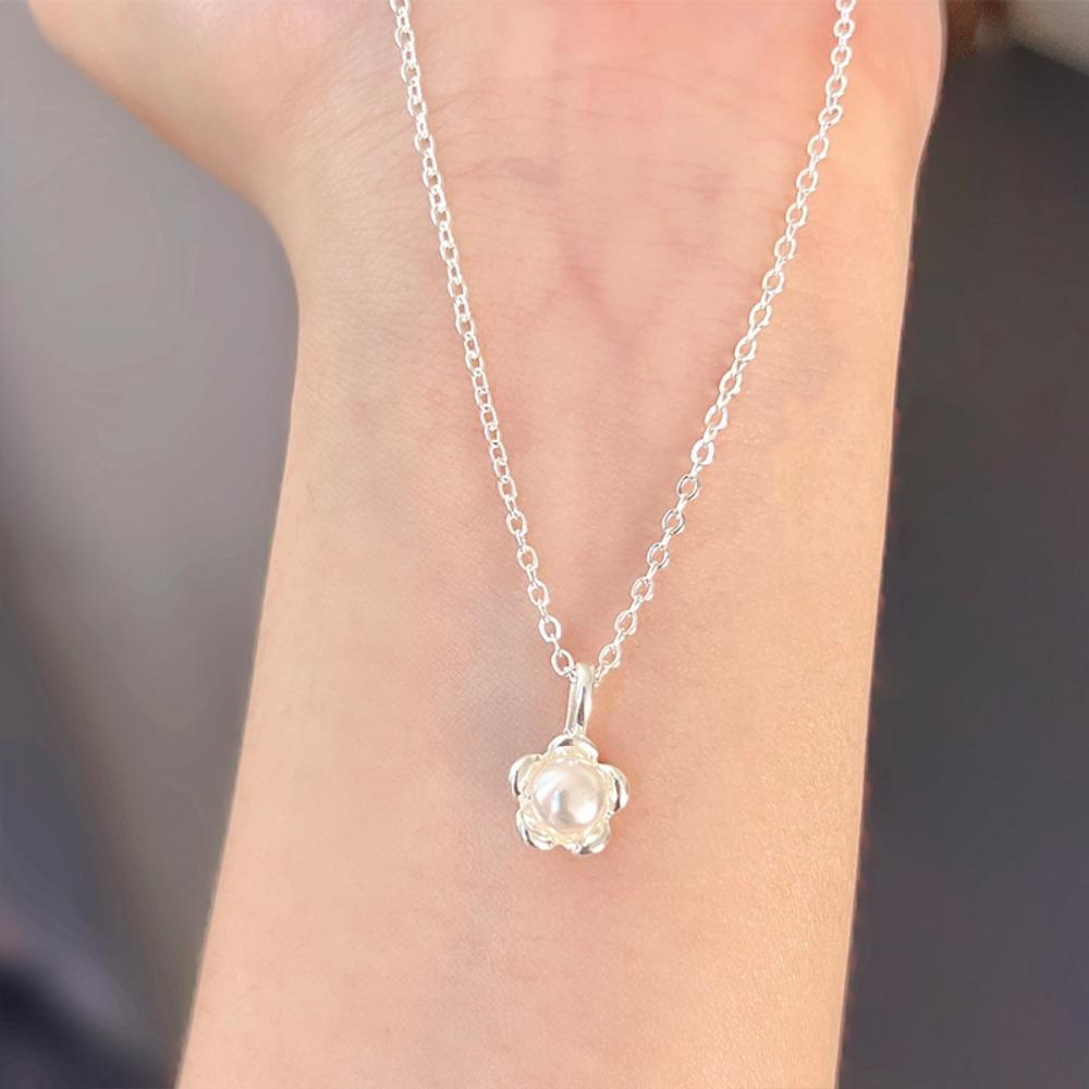 Shijia Pearl Necklace Women's Niche Light Luxury Design High-end Temperament Collarbone Chain Neck Chain Sweater Chain Bead Chain