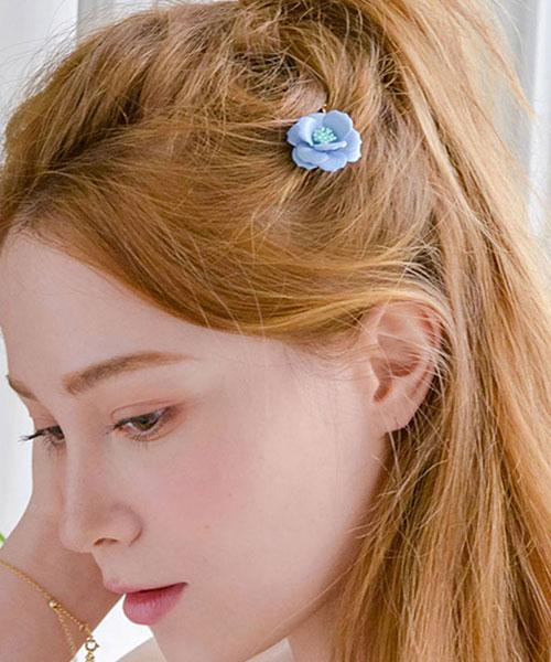 Dana Burton Lisianthus Flower Twist Hairpin