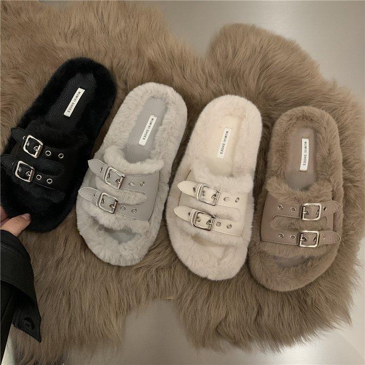 

Женщины носят шерстяные тапочки на толстой подошве и хлопковые тапочки с пряжкой-ремнем «Вечерний бриз» нового дизайна для осени и зимы 2025 года. 40