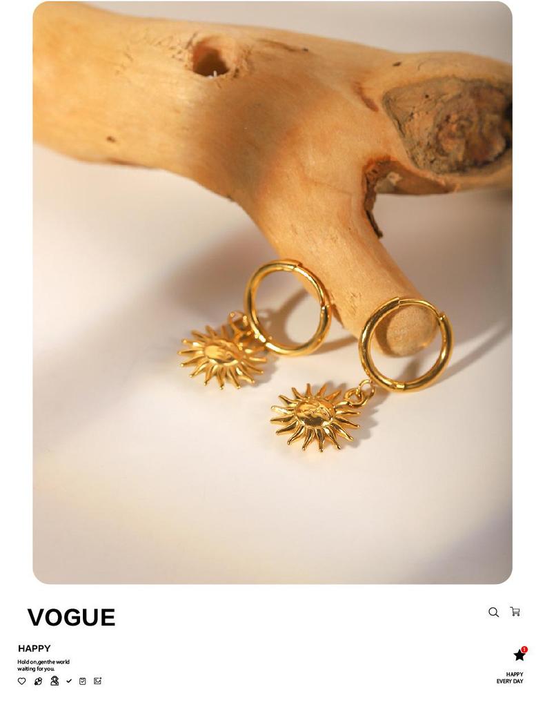 Hochwertige hypoallergene Titan-Creolen mit Sonnenanhänger aus 18 Karat Gold