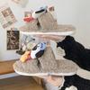 Niedliche Cartoon flauschige Hausschuhe Damen 2025 Herbst und Winter neu weich niedlicher Welpe kann Fleece tragen warme Baumwollhausschuhe
