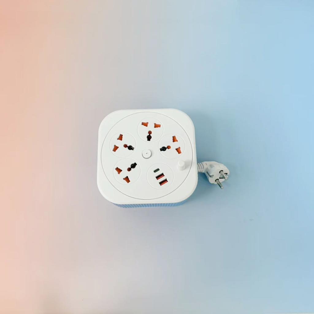Retractable USB Power Strip – Square Portable Extension Cord with 2-Meter Cable, Multi-Socket Charging Station