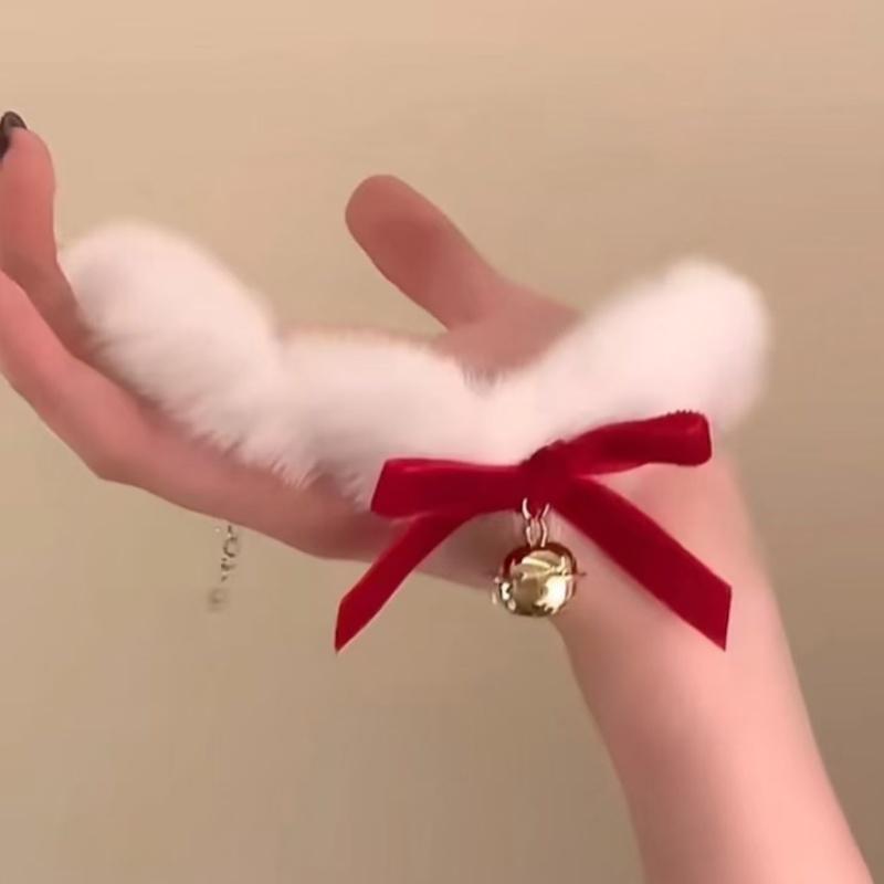 Christmas White Plush Choker Bowknot Bell Charm Fluffy Choker For Girls Women Party Necklace Fashion Jewelry New Year Gifts
