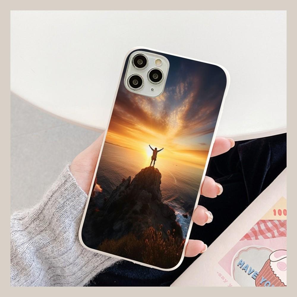 

Climbing Mountain Phone Case For IPhone 14 11 12 13 Mini Pro Xs Max 8 7 6 6S Plus X XR Solid Candy Color Case iphone XS