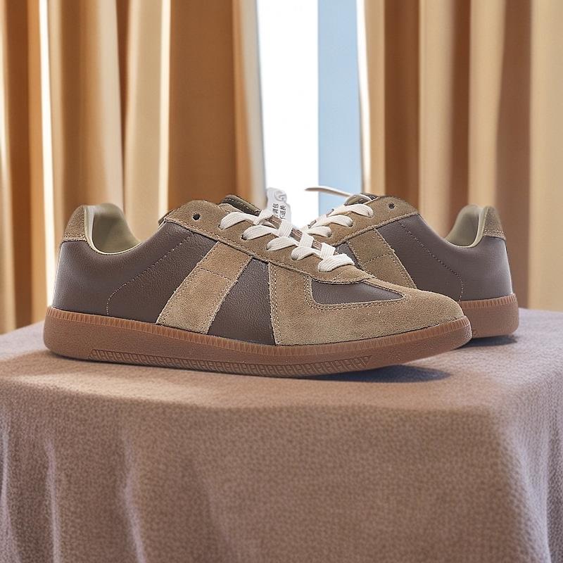 Herrskor Koreansk version av förtjockade bomullsskor plus sammet varma damskor förhöjda tjocksulade pappa-skor halkfria