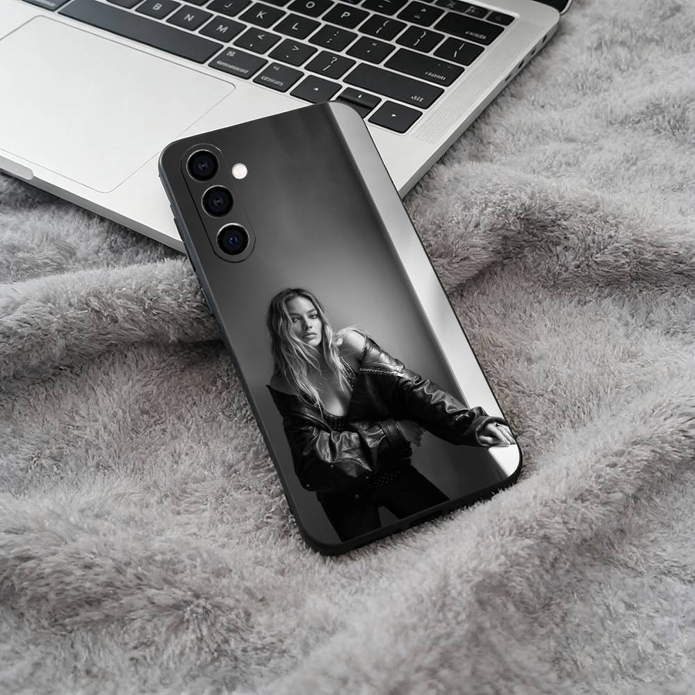 M- famous actress-Margot -Robbie Soft Silicone phone Case for Samsung Galaxy A73/A71/A72/A70/A53/A52/A51 - Black