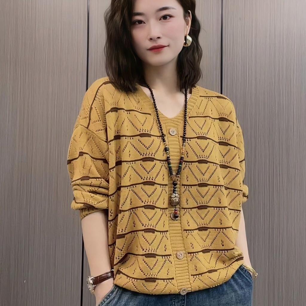 Women's Spring and Summer Loose Casual V-neck Knit Shirt Personalized Breathable Hollowed Out Tops