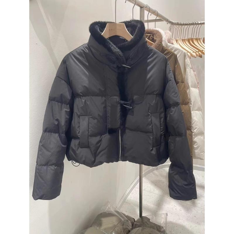 European High-end Mink Fur Spliced Stand Up Collar Down Jacket for Women, Niche Design, Horn Buckle Thickened Jacket
