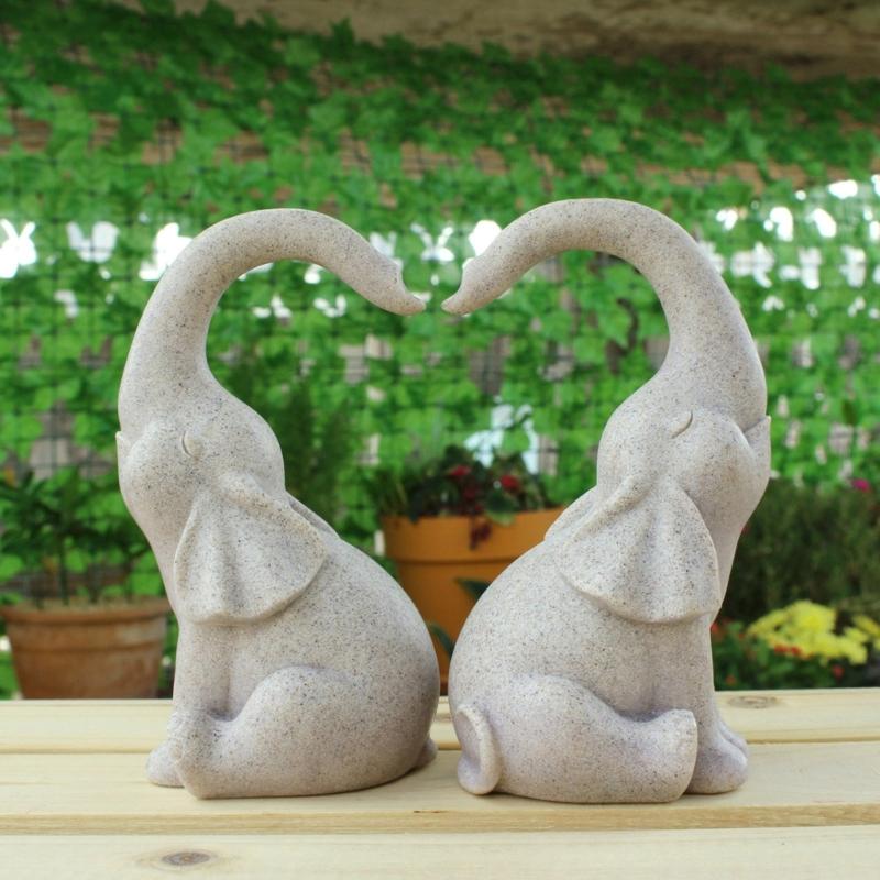 Pair of Love Elephant Sculptures Resin Statue for Garden and Home Decoration Great for Anniversaries and Valentines Day