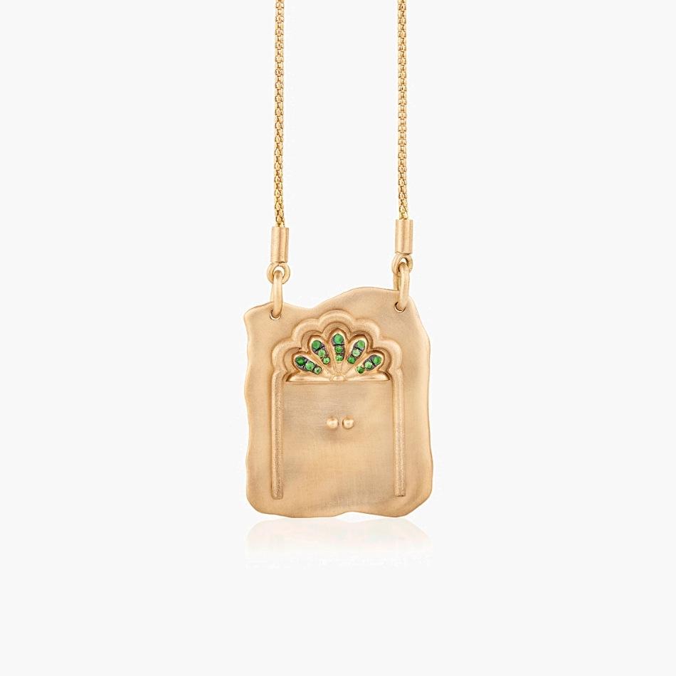 Retro Butterfly Tarot Necklace: Gate of Rebirth Pendant, Intricate Diamond-Studded, Gold-Plated Design