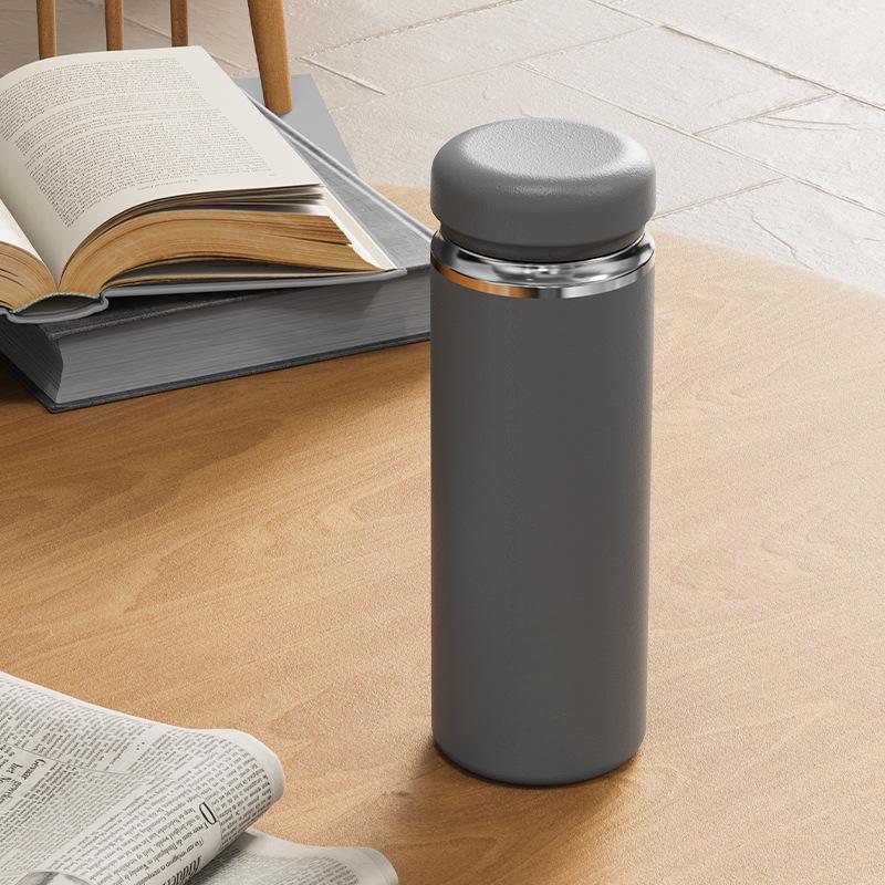 

Чашка для мужчин и женщин портативная из нержавеющей стали 316 для разделения чая 450ml серый