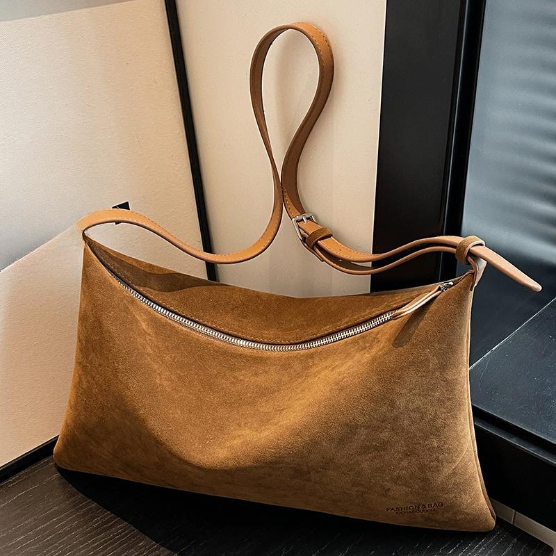 

Women s High End and Versatile Ins Style Niche Women s Matte Single Shoulder Crossbody Bag